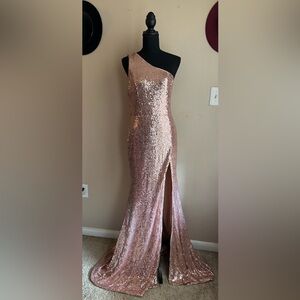 NWT XL Elegant Pink/Rose Gold Sequin Gown